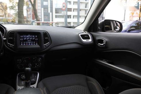 Jeep Compass 2017 - фото 13