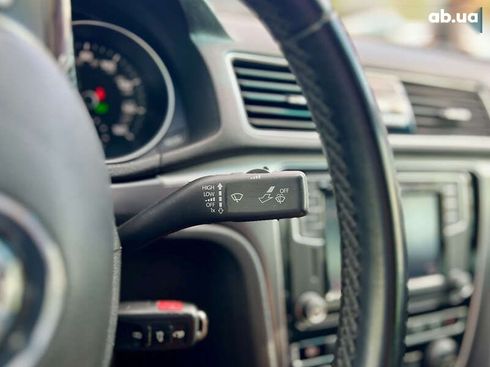 Volkswagen Passat 2018 - фото 22