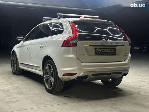 Volvo XC60 2016 - фото 4