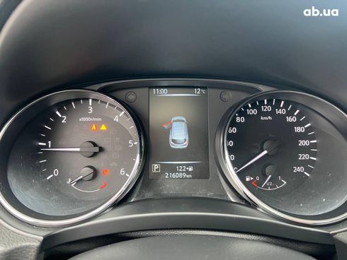 Nissan Qashqai 2017 белый - фото 22