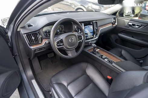 Volvo S60 2021 - фото 17