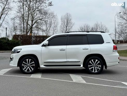 Toyota Land Cruiser 2019 - фото 6