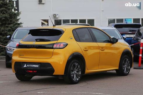 Peugeot e-208 2022 - фото 8