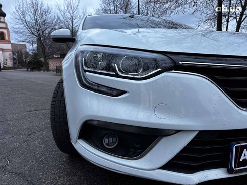 Renault Megane 2016 белый - фото 9