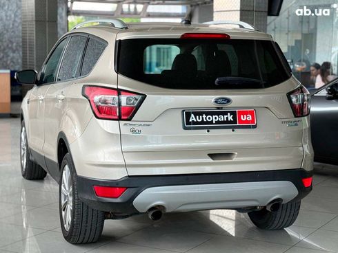Ford Escape 2016 бежевый - фото 8