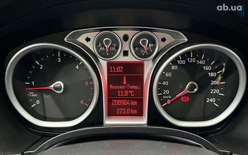 Ford Focus 2010 - фото 12