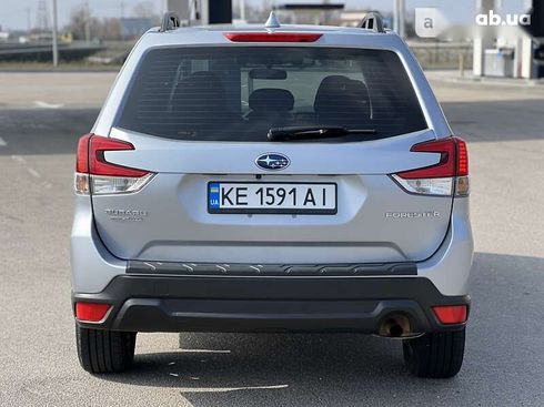 Subaru Forester 2020 - фото 11