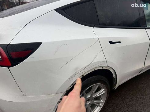 Tesla Model Y 2020 - фото 12