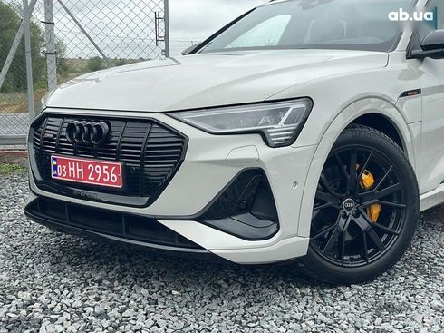 Audi E-Tron 2022 - фото 3