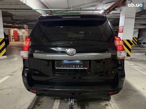 Toyota Land Cruiser Prado 2016 - фото 14