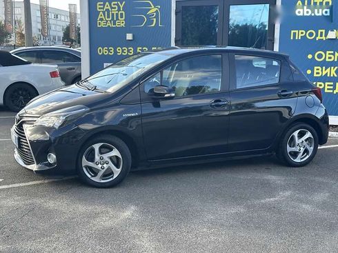 Toyota Yaris 2015 - фото 10