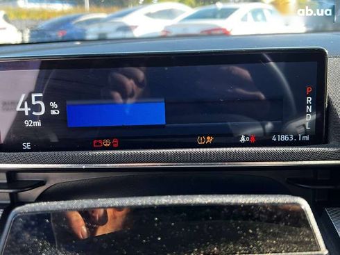 Ford Mustang Mach-E 2022 - фото 17