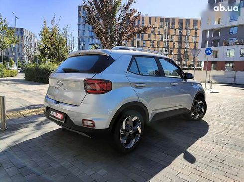Hyundai Venue 2022 - фото 24