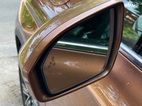 Lincoln MKX 2018 коричневый - фото 14