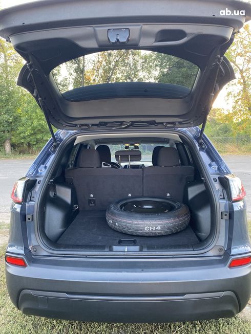 Jeep Cherokee 2019 синий - фото 15
