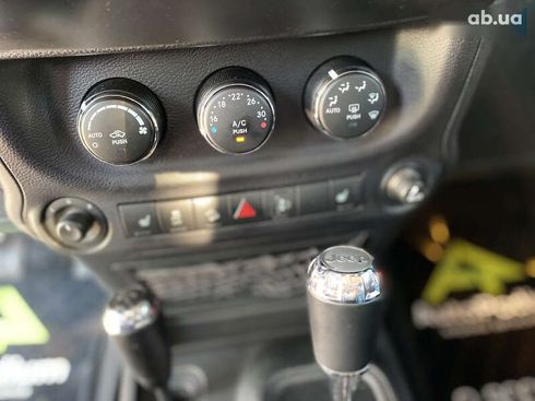 Jeep Wrangler 2017 - фото 12