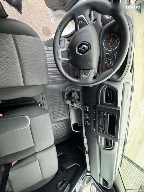 Renault Master 2020 - фото 23