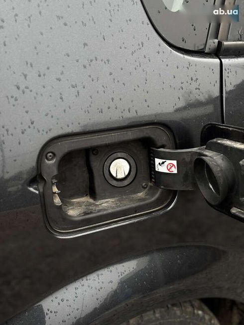 Renault Scenic 2007 - фото 13