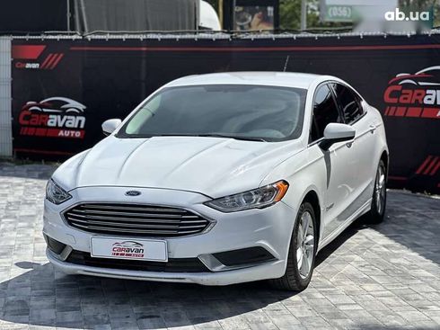 Ford Fusion 2018 - фото 22