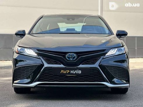 Toyota Camry 2023 - фото 5