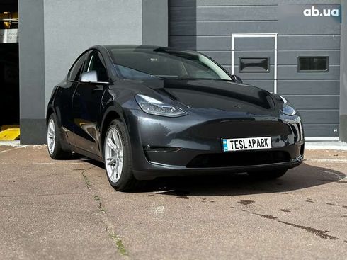 Tesla Model Y 2024 - фото 12
