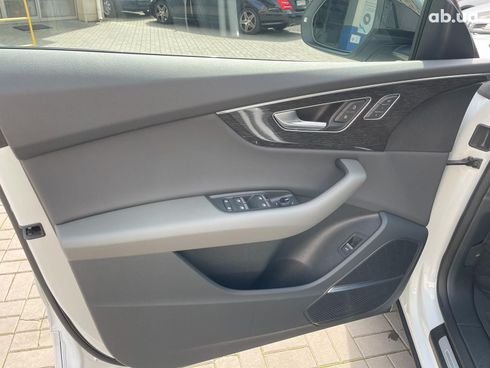 Audi Q8 2019 белый - фото 30