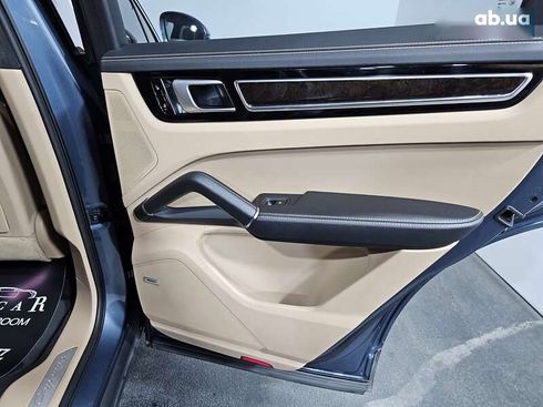 Porsche Cayenne 2018 - фото 17