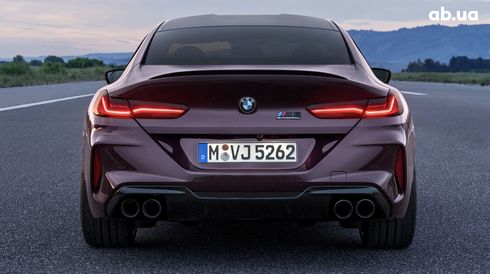 BMW M8 Gran Coupe 2023 - фото 7