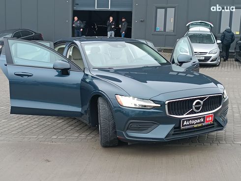 Volvo S60 2018 синий - фото 23