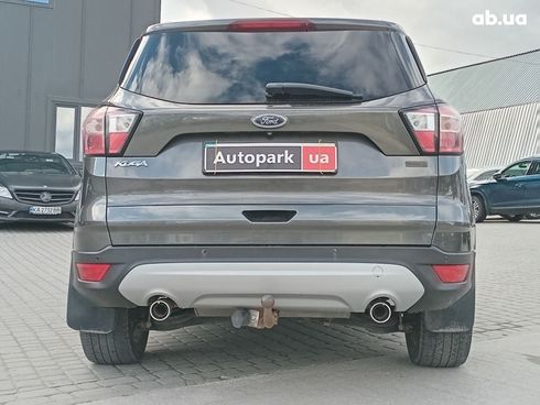 Ford Kuga 2017 серый - фото 22