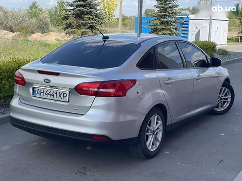 Ford Focus 2015 - фото 4