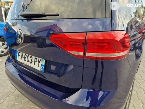 Volkswagen Touran 2020 - фото 18