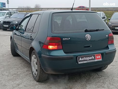 Volkswagen Golf 2001 зеленый - фото 5