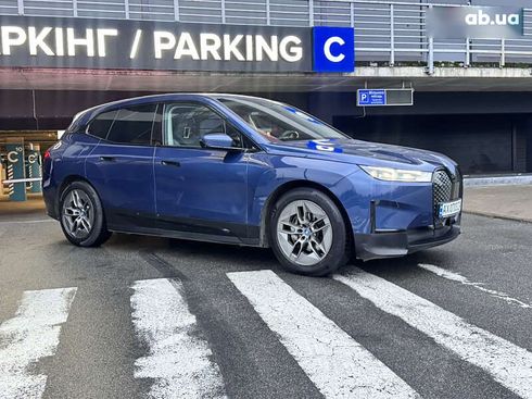 BMW iX 2021 - фото 14