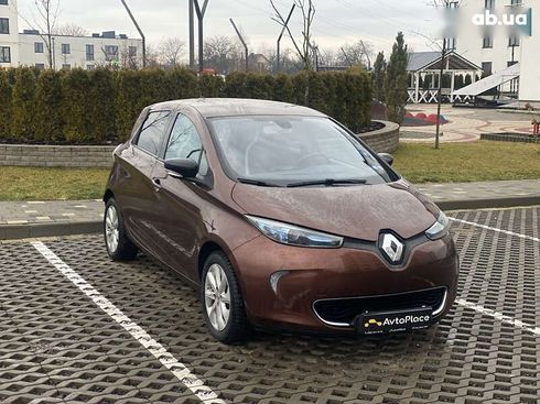 Renault Zoe 2015 - фото 26