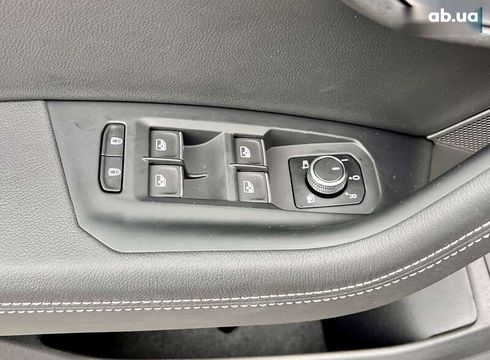 Volkswagen Touareg 2025 - фото 19