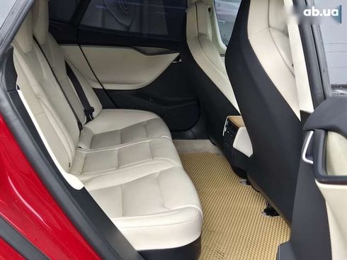 Tesla Model S 2019 - фото 12