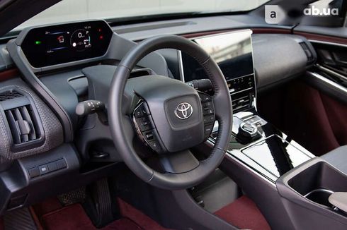 Toyota bZ 2022 - фото 10