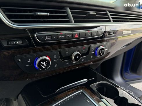 Audi Q7 2016 - фото 28