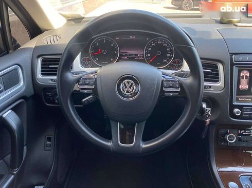 Volkswagen Touareg 2018 - фото 17