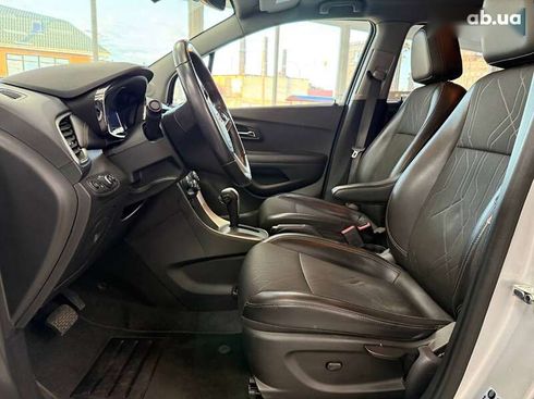 Chevrolet Tracker 2017 - фото 30