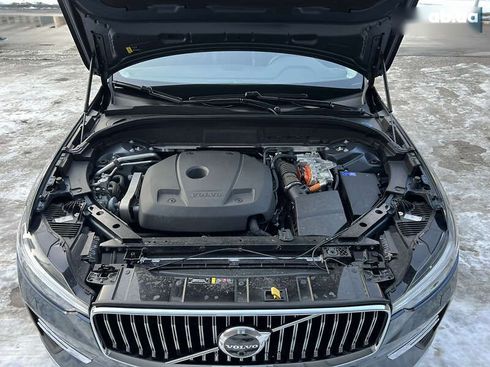 Volvo XC60 2021 - фото 21