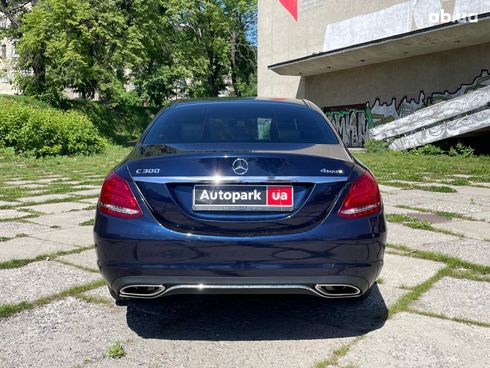 Mercedes-Benz C-Класс 2018 синий - фото 9