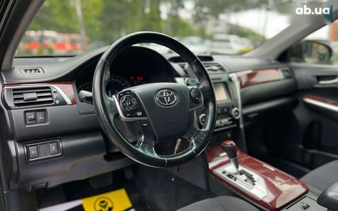 Toyota Camry 2014 - фото 15
