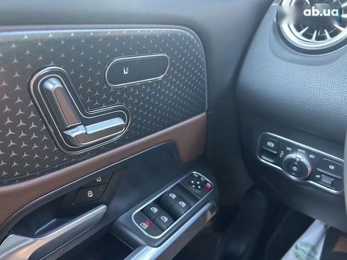 Mercedes-Benz EQB-Класс 2025 - фото 5