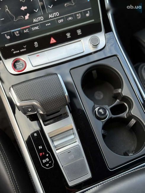 Audi SQ7 2020 - фото 29