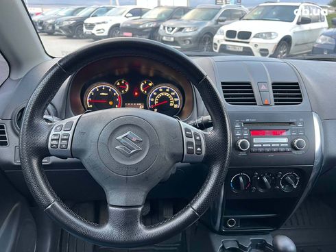 Suzuki SX4 2010 красный - фото 17