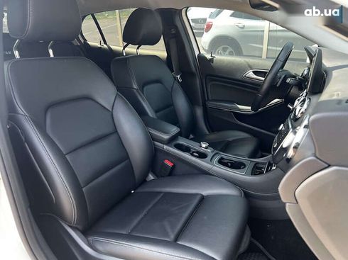 Mercedes-Benz GLA-Класс 2018 - фото 13