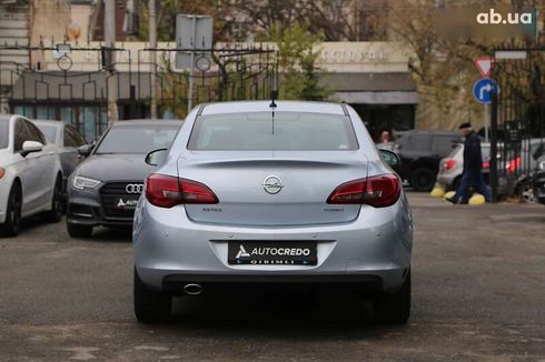 Opel Astra 2017 - фото 4