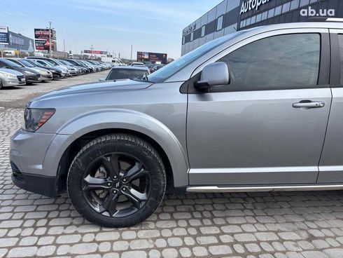 Dodge Journey 2020 серый - фото 6